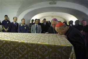 coffin of pope John paul II
